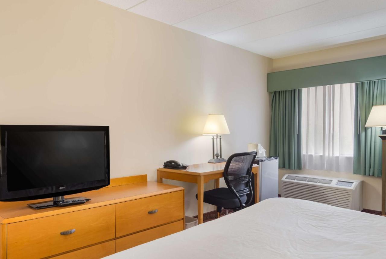 All Seasons Inn & Suites Smithfield Ngoại thất bức ảnh