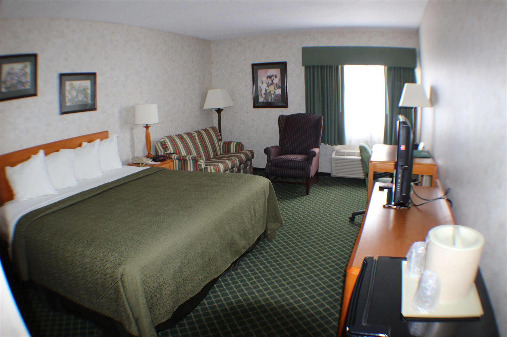 All Seasons Inn & Suites Smithfield Ngoại thất bức ảnh